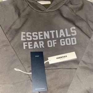 Off black essentials hoodie off black never worn